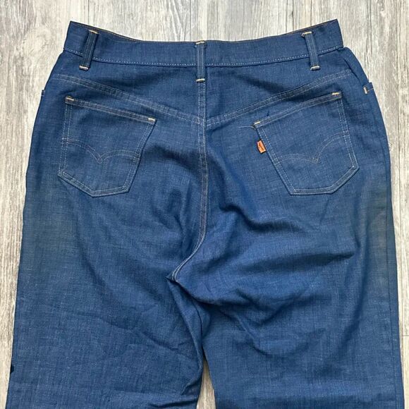 Vintage 70s Levi's Big E 684 Bell Bottom Flared Denim Jeans Size 32X30 - Picture 2 of 9